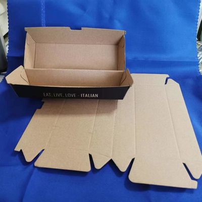 Soluzione di imballaggio Scatola di imballaggio cartacea su misura con struttura piatta e accessori a nastro